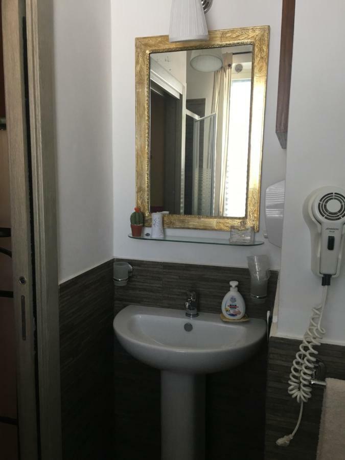 Mondello Room المظهر الخارجي الصورة